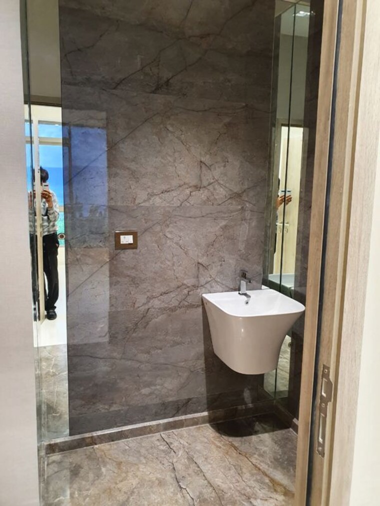 Bathroom, kings-my-homes 1 Bedroom 450 Sq.Ft. Apartment In Chunabhatti Mumbai 9730467