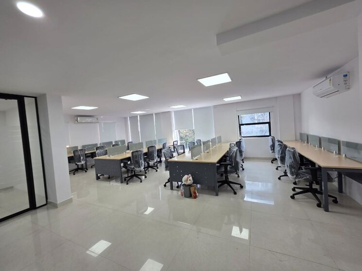 Team Area, madhapur Commercial Office Space 2200 Sq.Ft. In Madhapur Hyderabad 9730483