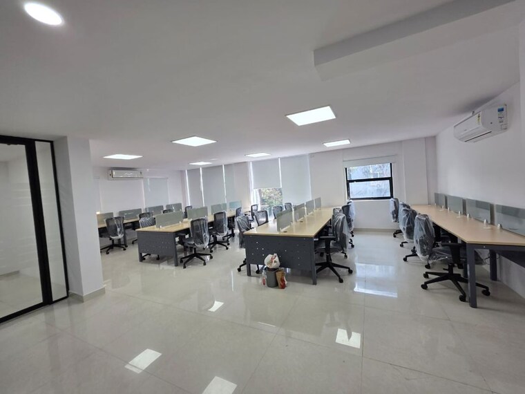 Team Area, madhapur Commercial Office Space 2200 Sq.Ft. In Madhapur Hyderabad 9730483