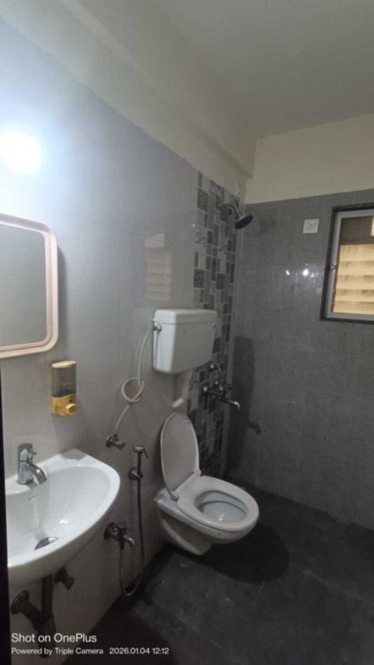 Bathroom, vijay-annex-19 1 Bedroom 350 Sq.Ft. Apartment In Waghbil Thane 9730486
