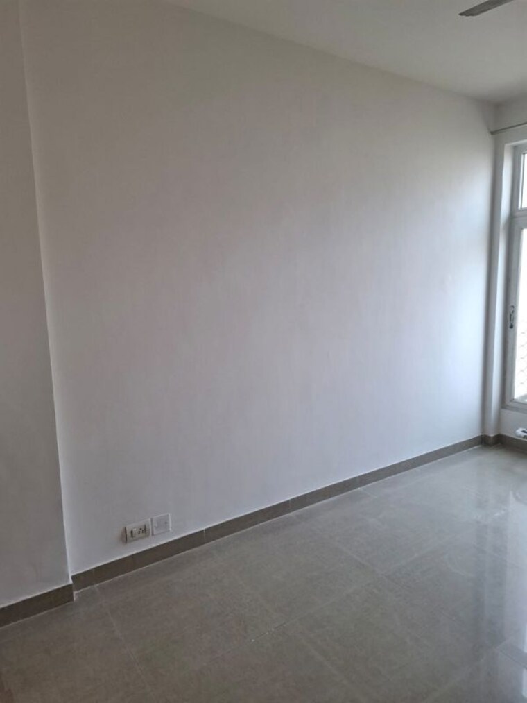 Room, tulip-petals 3 Bedroom 1550 Sq.Ft. Apartment In Sector 89 Gurgaon 9730491