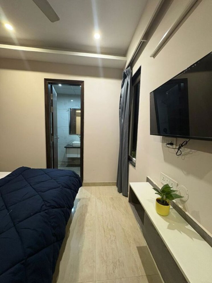 Bedroom, sector 46 2 Bedroom 1100 Sq.Ft. Builder Floor In Sector 46 Gurgaon 9730508