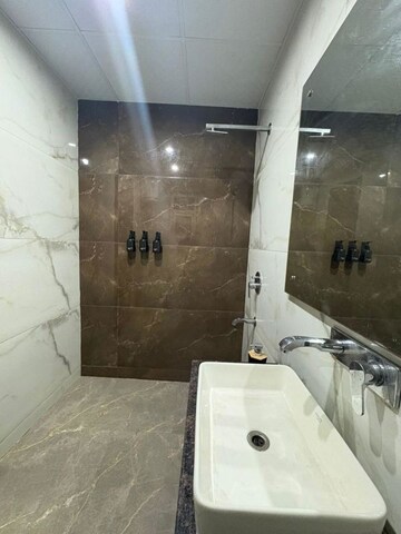 Bathroom in 2 BHK Builder Floor at Sector 46 – for Rent