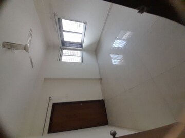 Room in 3 BHK Apartment at Manish Nagar – for Rent