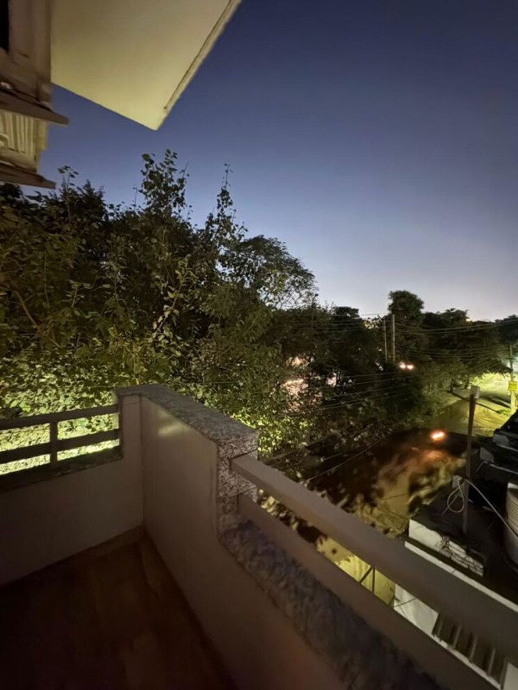 Balcony, sector 46 2 Bedroom 1250 Sq.Ft. Builder Floor In Sector 46 Gurgaon 9730543