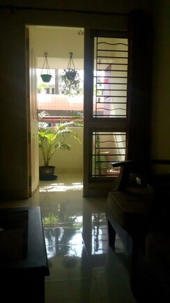 Pg For Rent in Viraj Khand