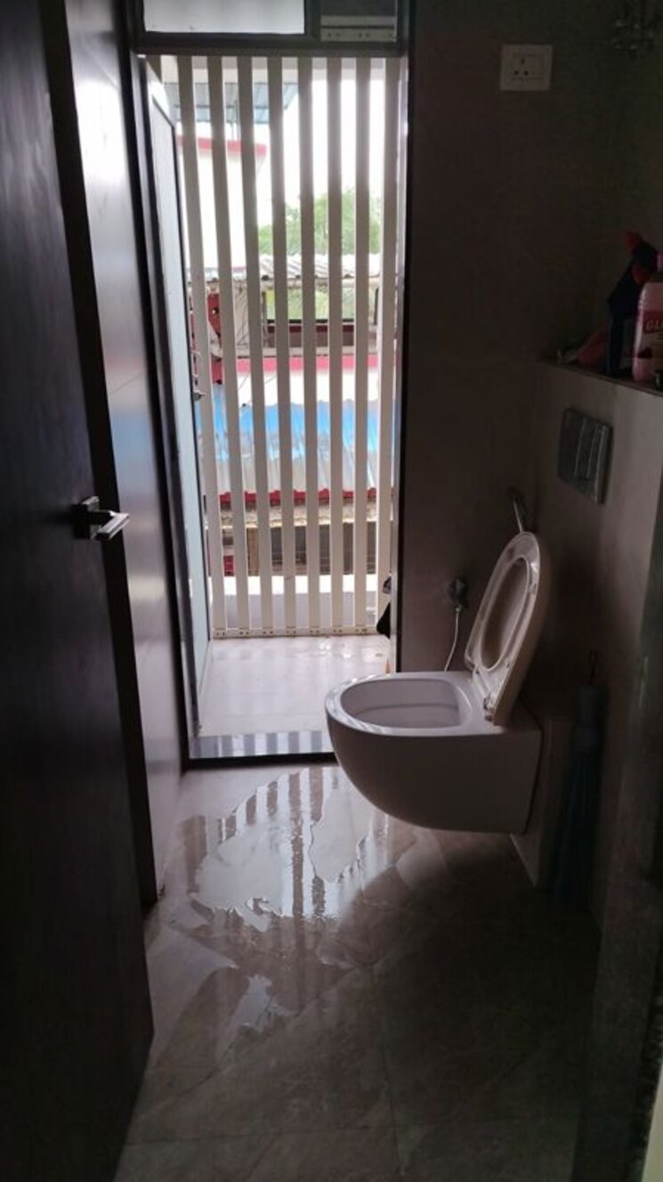 Living Room, shri-adinath-chs Commercial Office Space 208 Sq.Ft. In Jambli Naka Thane 9730544