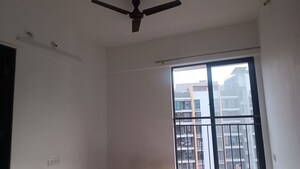 Room in 2 BHK Apartment at Shapoorji Pallonji Joyville Hinjewadi, Hinjewadi – for Rent