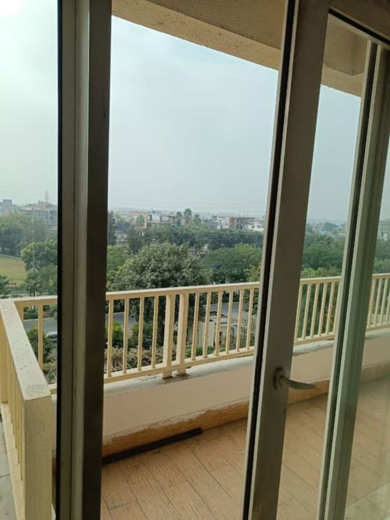 Balcony, mahagun-mezzaria 3 Bedroom 2500 Sq.Ft. Apartment In Sector 78 Noida 9730583
