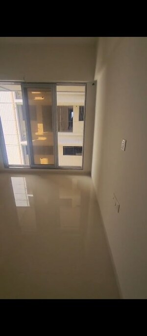 Room in 1.5 BHK Apartment at Agripada – for Rent