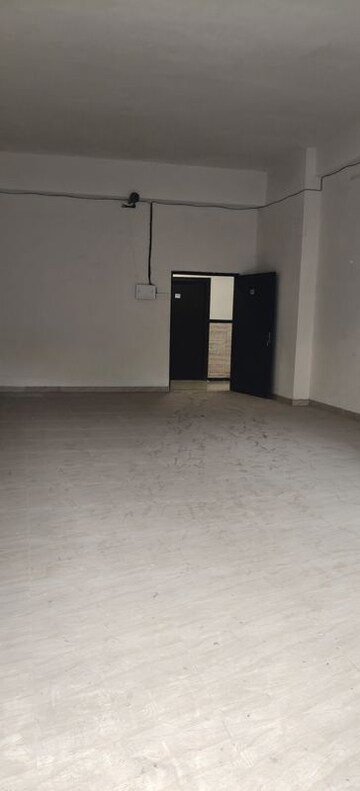 Room in  Office Space at Laxmi Business Park, Oshiwara – for Sale