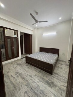 1 BHK Builder Floor For Rent in Sector 30