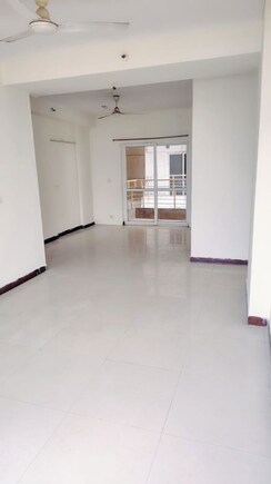 2 BHK Apartment For Sale in Piyush Heights