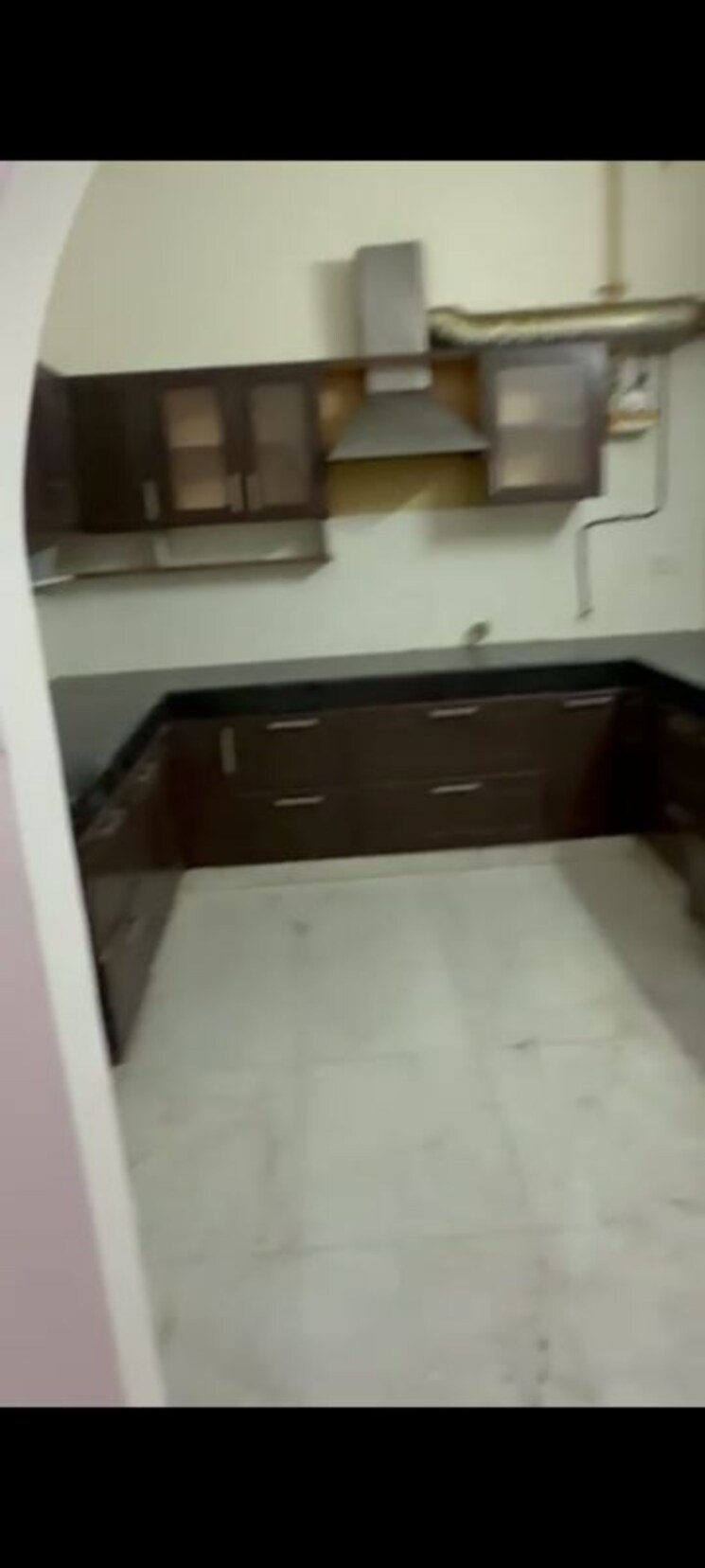 Kitchen, sector 14 3.5 Bedroom 3000 Sq.Ft. Villa In Sector 14 Noida 9730650