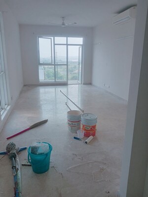 Room in 2 BHK Apartment at Ireo The Corridors, Sector 67a – for Rent