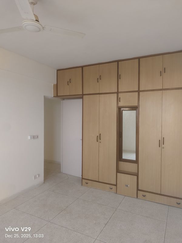 2 BHK 1150 Sq.Ft. Apartment in DLF Regency Park I