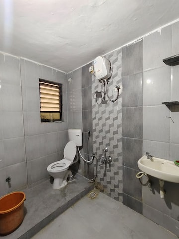 Bathroom in 1 BHK Apartment at Wadgaon Sheri – for Rent