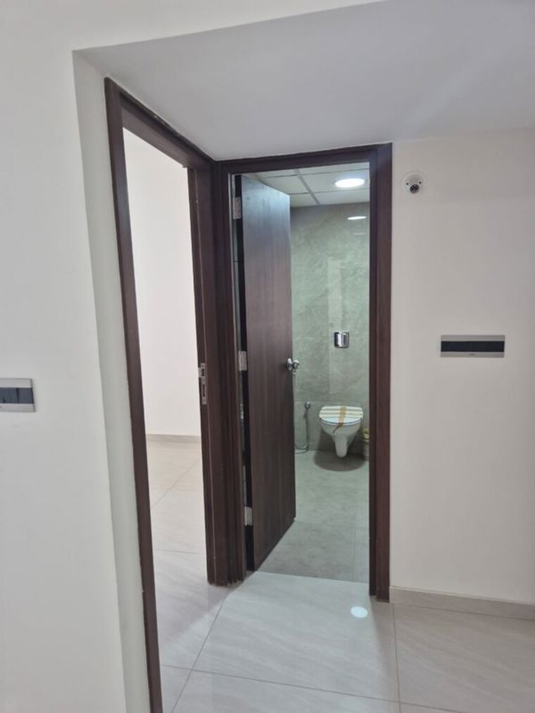 Bathroom, sobha-waterfront 4 Bedroom 3287 Sq.Ft. Apartment In Somajiguda Hyderabad 9730687