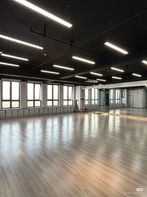  Warehouse For Rent in Wazirpur