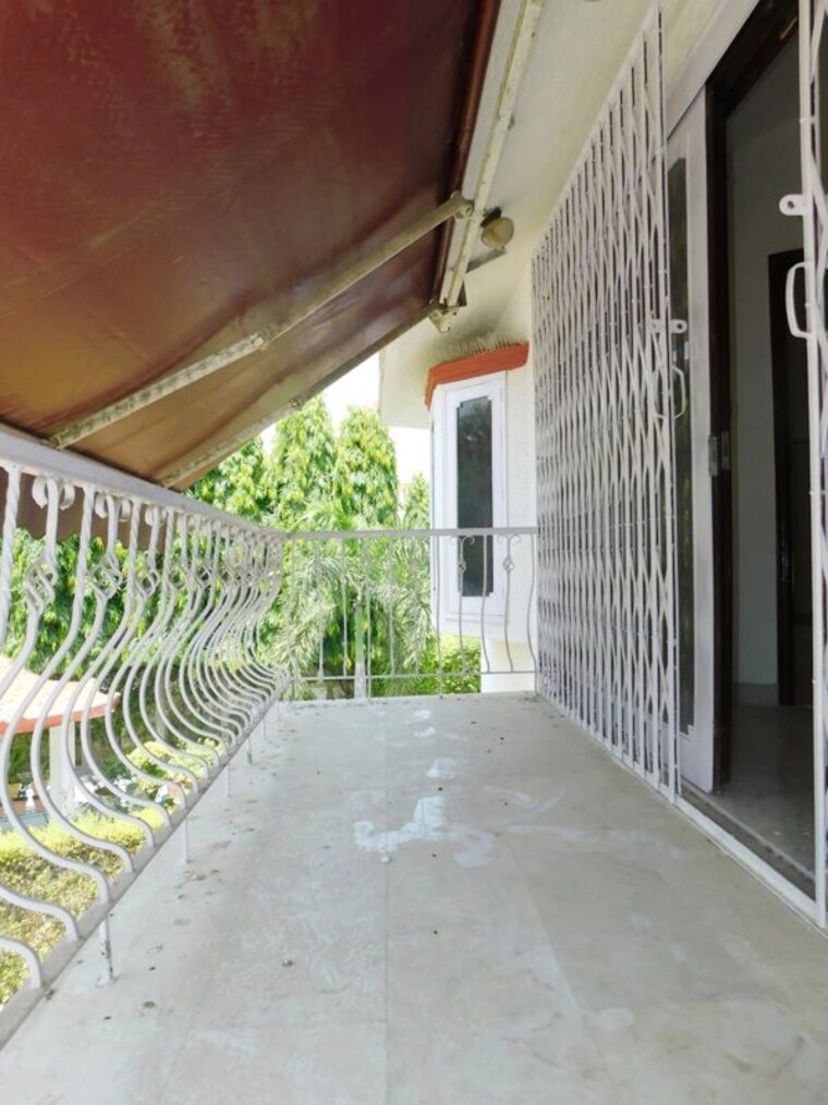 Balcony, saket 4 Bedroom 2000 Sq.Ft. Independent House In Saket Delhi 9730742