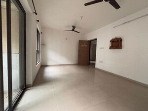 Room in 1 BHK Apartment at Lodha Casa Bella Gold, Dombivli East – for Sale