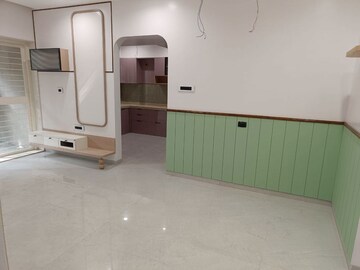 Room in 3 BHK Apartment at Alankapuri CHS, Kothrud – for Rent