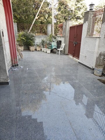 3 BHK Builder Floor – Exterior View View at Defence Colony - for Rent