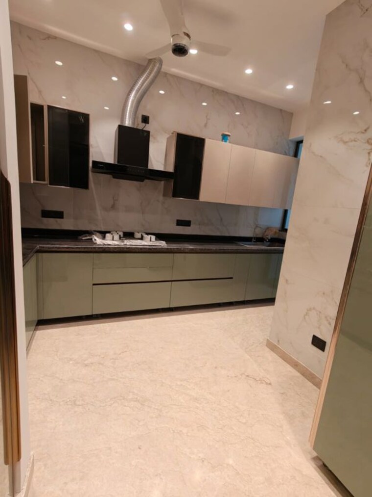 Kitchen, defence colony 3 Bedroom 2600 Sq.Ft. Builder Floor In Defence Colony Delhi 9730784