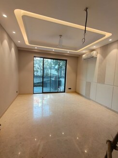 3 BHK + Servant Room Builder Floor For Rent in Defence Colony