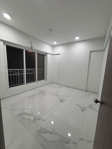 Room in 2 BHK Apartment at Azad Nagar – for Rent