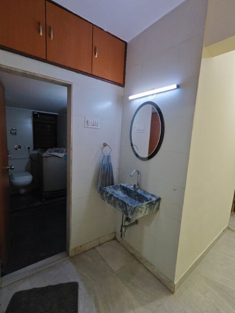 Bathroom, vinayak-tower 2 Bedroom 775 Sq.Ft. Apartment In Andheri West Mumbai 9730808