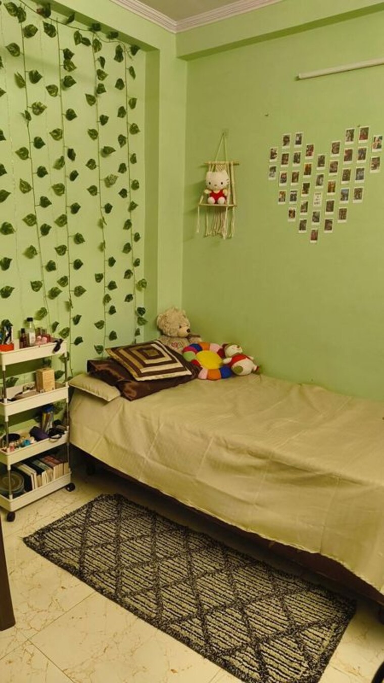 Room, viraj khand Pg For Girls In Viraj Khand 9730815