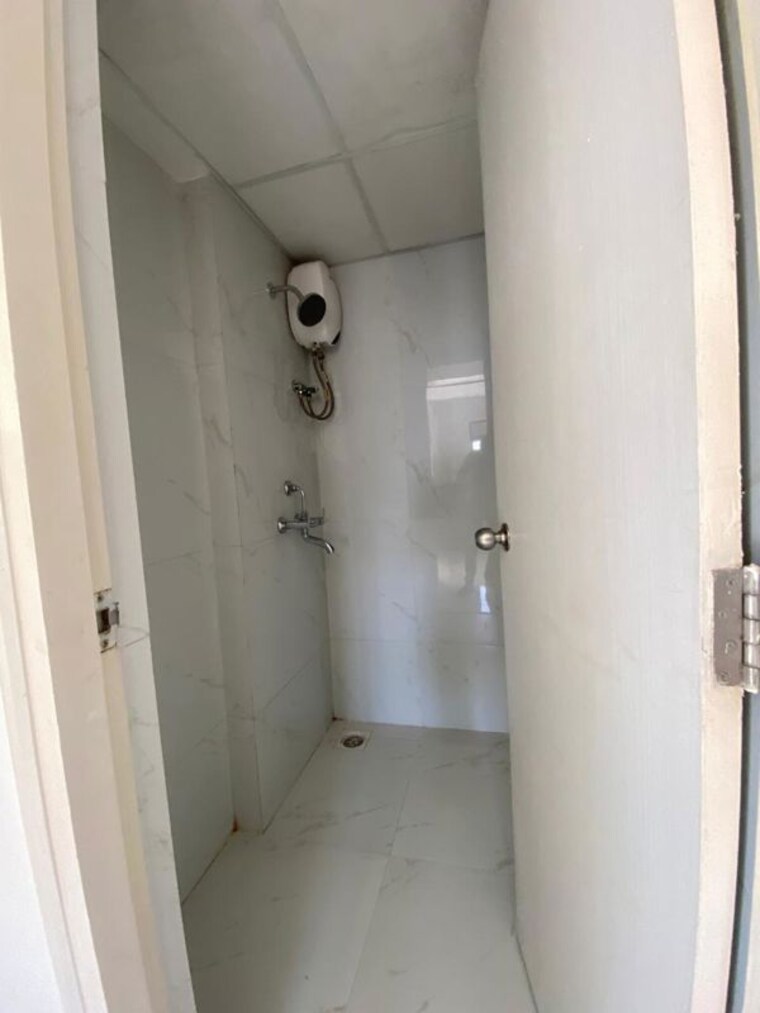 Bathroom, runwal-gardens-phase-2 1 Bedroom 353 Sq.Ft. Apartment In Dombivli East Thane 9730823