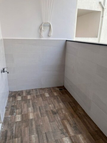 Room in 3 BHK Apartment at Kondapur – for Rent