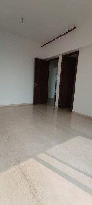 Room in 3 BHK Apartment at Courtyard by Narang Realty and The Wadhwa Group, Pokhran Road No Two – for Rent