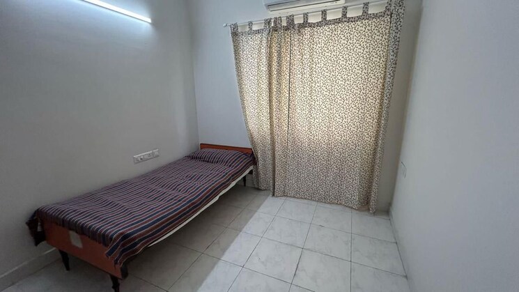 Bedroom, mantri-group-celestia 2.5 Bedroom 1200 Sq.Ft. Apartment In Gachibowli Hyderabad 9730842
