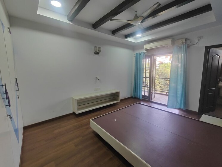 Room, arafa-abode 3 Bedroom 1800 Sq.Ft. Apartment In Cooke Town Bangalore 9730845