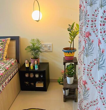 Room in  Pg at Vineet Khand – for Rent