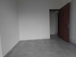 Room in 2 BHK Apartment at Sheth Irene, Malad West – for Rent