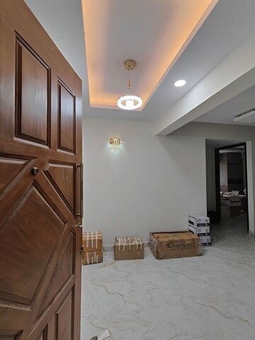 Living Room in 3 BHK Apartment at Cooke Town – for Rent