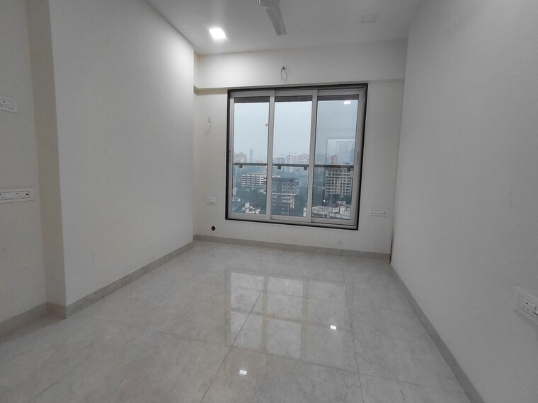 Room, triumph-swastik 2 Bedroom 621 Sq.Ft. Apartment In Malad West Mumbai 9730870