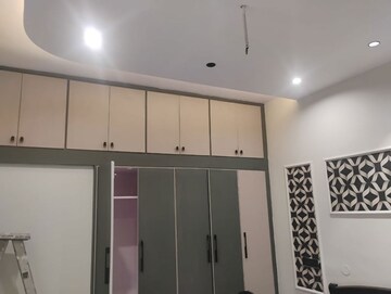 Furnished Amenities in 6 BHK Independent House at Virat Nagar – for Sale