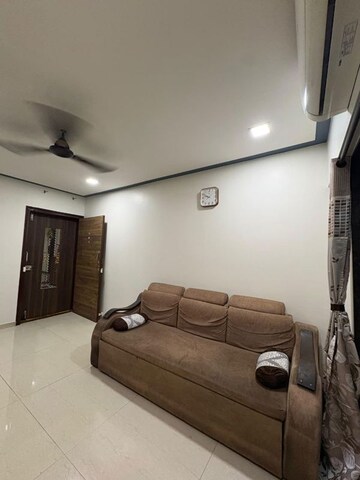 Bedroom in 2 BHK Apartment at Siddhi Highland Haven Phase 2, Balkum Pada – for Rent