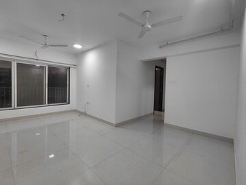 2 BHK Apartment For Rent in Triumph Swastik, Malad West