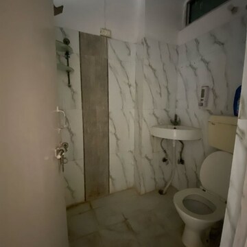 Bathroom in 2.5 BHK Builder Floor at Sector 21d – for Rent