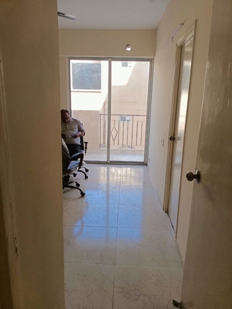 Room, mrg-the-balcony 2 Bedroom 645 Sq.Ft. Apartment In Sector 93 Gurgaon 9730898