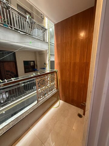 Balcony in 2.5 BHK Builder Floor at Mayur Vihar Phase 1 – for Rent