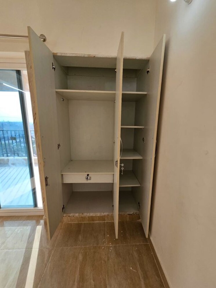 undefined, gaur-city-2-14th-avenue 3 Bedroom 1175 Sq.Ft. Apartment In Sector 16c Greater Noida Greater Noida 9730922