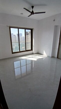1 BHK + Extra Room Apartment For Sale in Shree Niketan
