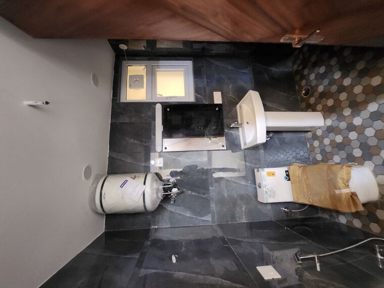 Bathroom, palm-residency-chhatarpur 3 Bedroom 1400 Sq.Ft. Builder Floor In Chattarpur Delhi 9730930